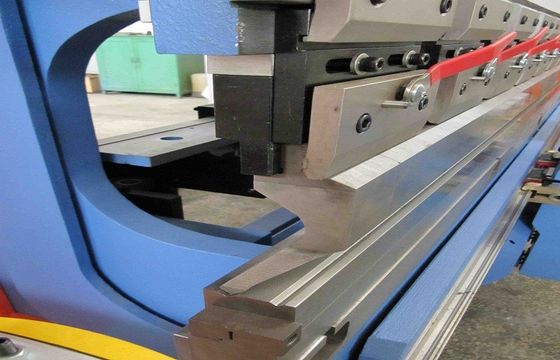 فعالية عال cnc هيدروليّ 3mm 100 طن صحافة مكبح & يثنّي آلة