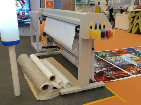A-Starjet طابعة الايكولوجية المذيبات مع إبسون DX5.5 رأس الطباعة CMYK اللون 1.52M عرض طباعة